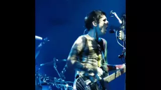 Muse - Sing for Absolution - Live at Wien Gasometer 2003