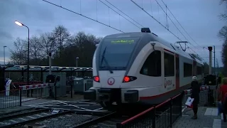 Spoorwegovergang Voerendaal // Dutch railroad crossing