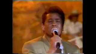 Sabadão Sertanejo | Leandro & Leonardo cantam "Sonho Por Sonho" no SBT em 1994 - INÉDITO