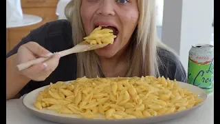 VELVEETA MAC AND CHEESE MUKBANG! (BIG BITES)