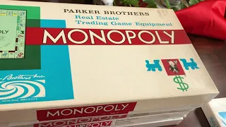 Identification and dating of Monopoly games from 1961 to 1991.