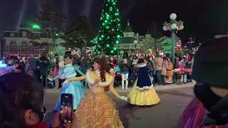 Mickey’s Dazzling Christmas Parade 2021