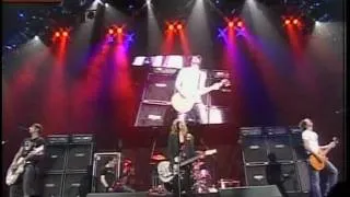 Avril Lavigne - Live at Vancouver 29/1/2005 - Part 1 of 2