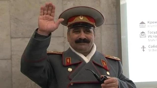 Патріотична істерія: чому росіяни героїзують Сталіна
