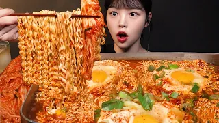 Spicy Ramyun Kimchi Mukbang Asmr