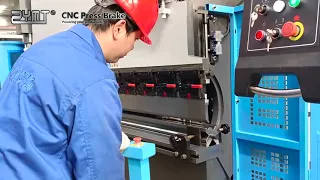 How to change/adjust levelling punch?ZYMT engineer teach you adjust press brake/fold/bendup punch