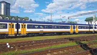 ЭР9М-544 в новой ливрее Kiev City Express Тарасовка-Киев по станции Киев-Пасс