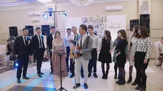 Денис Никитин - ведущий на свадьбу :).