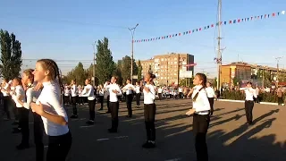 Танцевальный флешмоб. С ДНЕМ РОЖДЕНИЯ - АЛЧЕВСК 2015г.