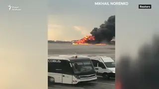 В Шереметьево загорелся пассажирский самолет