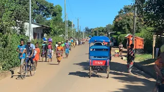 MADAGASCAR diaporama: de Tananarive à Manakara puis Fort Dauphin: