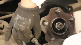 Как заменить троса ручного тормоза Nissan X-Trail -т31