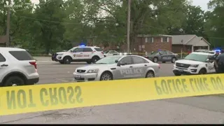 2 people shot at Wellston Food Market in St. Louis County