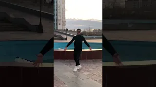 Парен танцует очень классно лезгинка Кайфовая lezginka Руслан Юсупов 2022