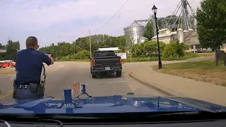 Michigan State Police Pursuit of Stolen Vehicle/Armed Robbery | Suspect Pulls Gun on Officers