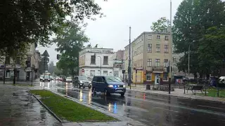 [HIT!] Alarmowo Policja - antyterroryści ulicą Skłodowskiej-Curie w Łodzi