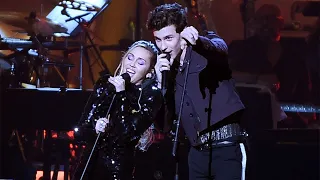 Shawn Mendes and Miley Cyrus performing "Islands in the Stream" at Dolly Parton Tribute Concert