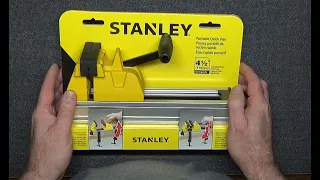 Étau STANLEY Pince rapide portable de 4-3/8 pouces