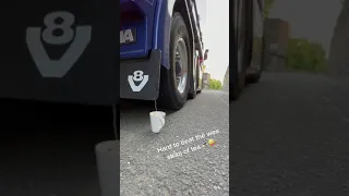 Man Dips Teabag Into Cup With the Help Of His Truck By Parking It Perfectly With Precision - 1213056