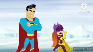 Batgirl se Rompe la mano y Batman se Rompe la mano