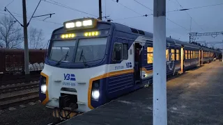 🚅 | ЕПЛ9Т-009 на станції Київ-Дніпровський. Прибуття та відправлення.