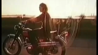 Creedence Clearwater Revival -  Who'll Stop The Rain [Clip Archives] 1969