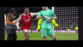 Richarlison and a fan kicking Ramsdale after Derby defeat.Arsenal v Tottenham.
