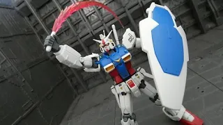 Robot Damashii RX-78GP01 Gundam ( Anime Ver. ) Action Figure Review