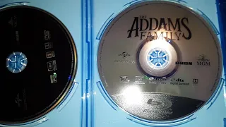 Unboxing The Addams Family (2019) on Blu Ray Part 2