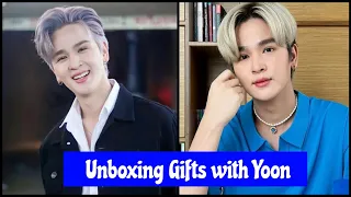 "Unforgotten Night" Lead BL Actor Yoon Phusanu Unboxes his Birthday Gifts LIVE | Yoon Plays Snake!