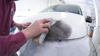 come stuccare un auto