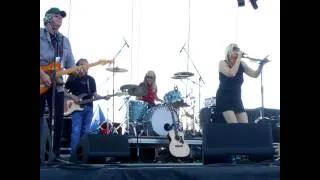 Pegi Young and the Survivors - Lockn'  - 2013