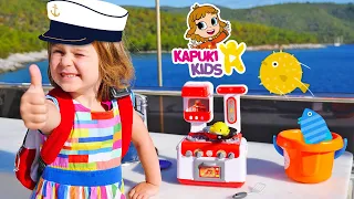 Kids play with baby dolls & cooking toy food for Bianca's brother. NEW Family fun video for kids.