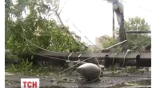 У містах Півдня та Сходу утворились величезні затори через негоду