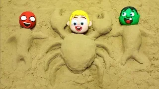 DibusYmas Baby heroes playing sand castles 💕 Play Doh Stop motion cartoons for children