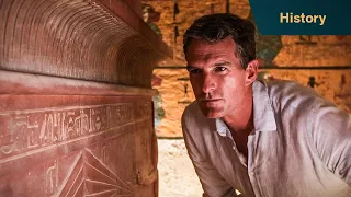 Analysing The Walls Of Egyptian Tombs | Tutankhamun with Dan Snow