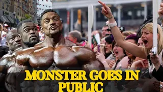 Public reaction on Big Beast#monsterinpublic#bodybuilder#gymmotivation#publicreaction#rolleywinkler