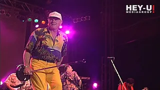 The Beach Boys - Barbara Ann/Fun, Fun, Fun [Live 1999]