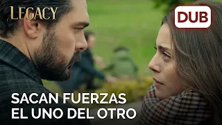 Sacan fuerzas el uno del otro | Legacy Capítulo 196