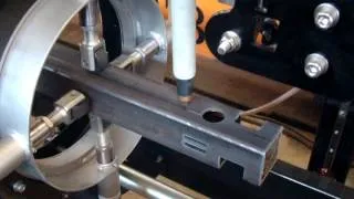Corte CNC de tubo quadrado a plasma - Silber Cutter Pipe 4 eixos