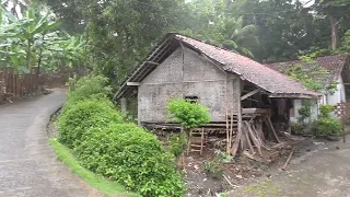 Walking in a Wet and Slippery Village with Heavy Rain | Sleep Well With the Sound of Rain