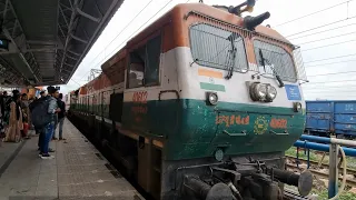 NJP To KOLKATA | Full Train Journey 12364/Haldibari - Kolkata Intercity Express 4k ultra HD