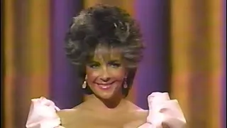 Elizabeth Taylor presents Best Director at the 59th Academy Awards in 1987