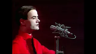 Kraftwerk 'We are the Robots' live 1978