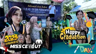 vlog wisuda miss cendut happy graduation SMP 2 bangorejo