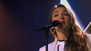 Lauren Daigle  🌟 Light Of The World 🌟