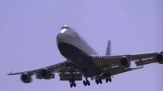 [HD 720p] TRANSAERO 747-400 VP-BKJ OVERHEAD LANDING MALLORCA SON SANT JOAN