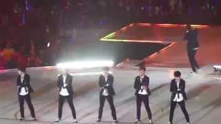 BTS- attack on bangtan(진격의 방탄) at Kcon 2014 (fancam)