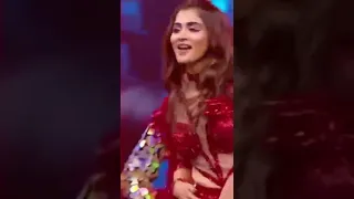 Pooja Hegde - Live Dance !!