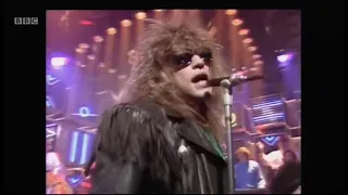 Bon Jovi "Livin' On A Prayer" at BBC Top Of The Pops 20 11 1986 2019 1 2 10 51 33 2